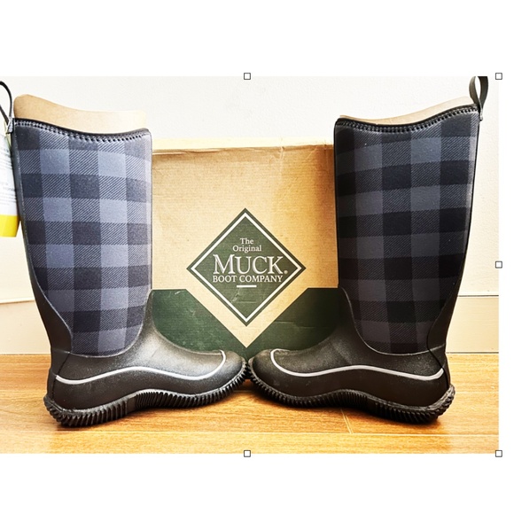 Brand NEW with Tags The Muck Boot Company Hale Boots- 100% Waterproof - Picture 1 of 5